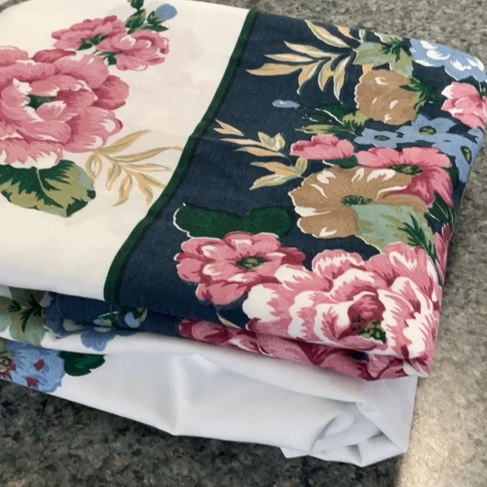Cannon Classic twin flat sheet. Never-used. 2007